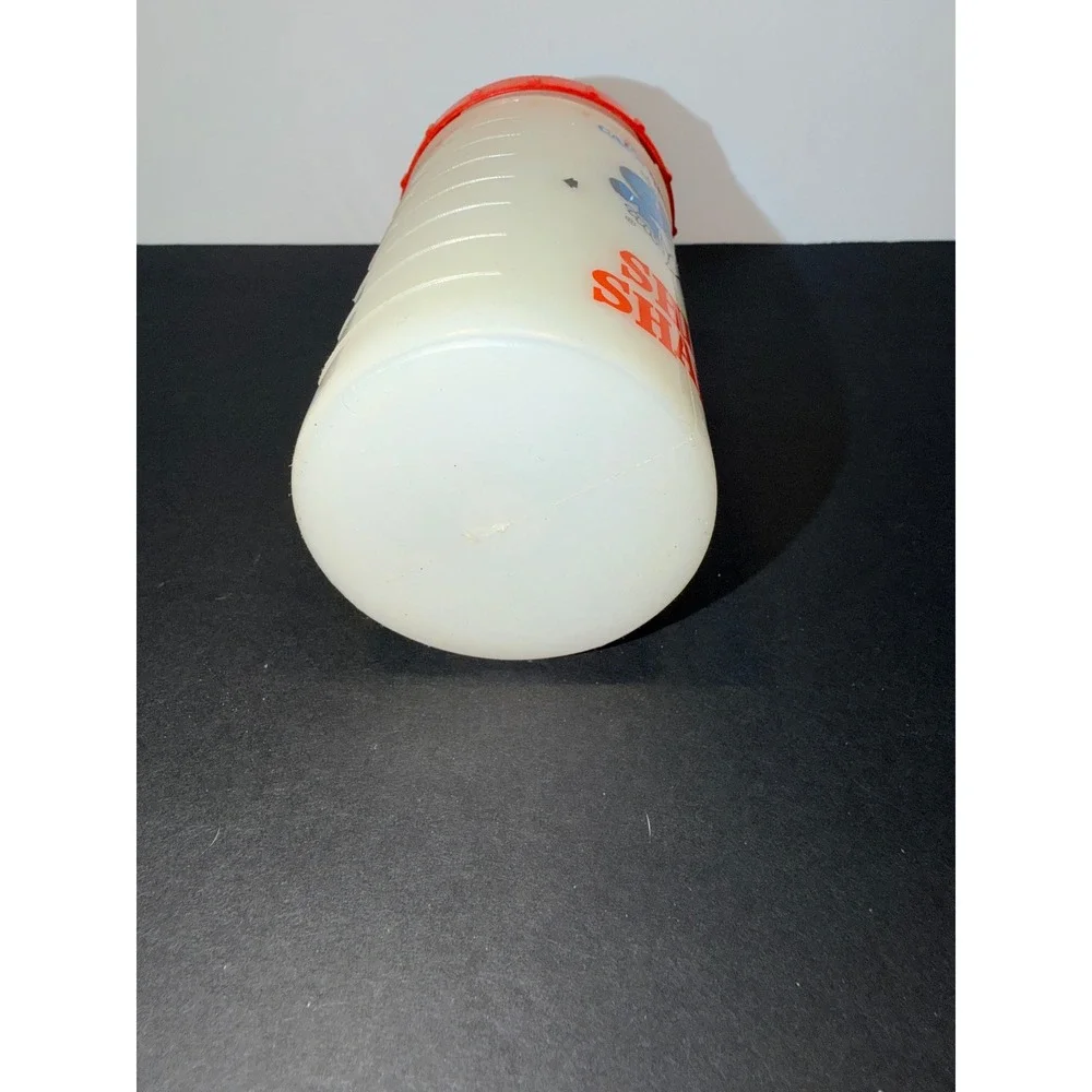 Vintage Cap'n Crunch Ship Shake Plastic Mixing Shaker Cup with Red Lid 6